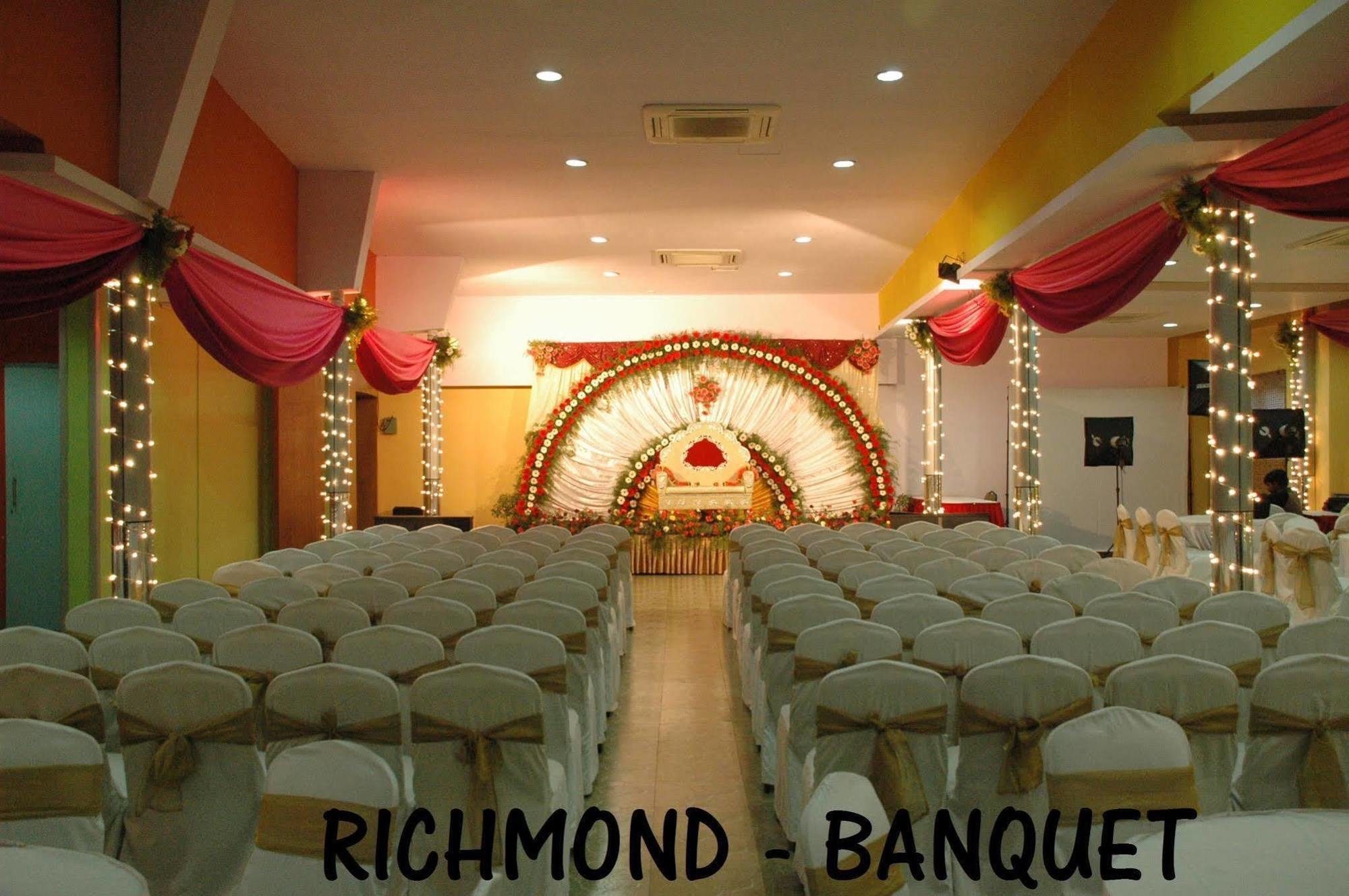 Ramanashree Richmond होटल 3*